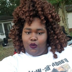 Meet your Posher, Shaniqua